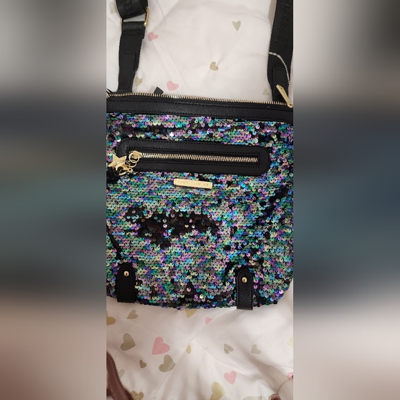 Juicy Couture Large Crossbody Purse NWT - Picture 6 of 12